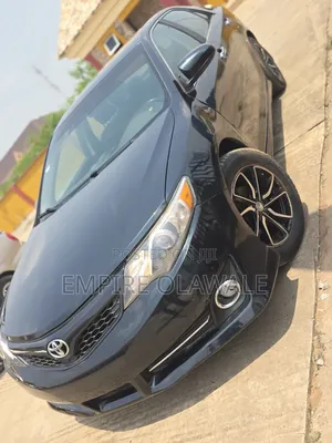 Toyota Camry SE 4dr Sedan (2.5L 4cyl 6A) 2013 Black