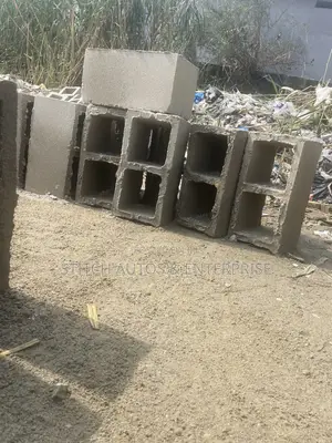 Pure Vibrated Blocks