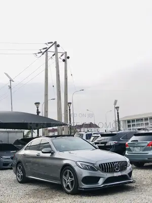 Mercedes-Benz C400 2016 Gray