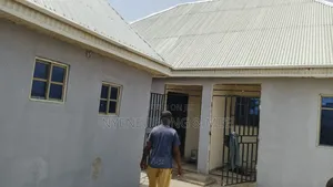 1bdrm Room & Parlour in Karu for rent