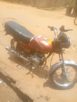 Bajaj Boxer 2022 Red