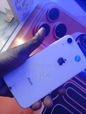 New Apple iPhone XR 64 GB White