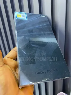 New Samsung Galaxy S22 Ultra 5G 128 GB Black