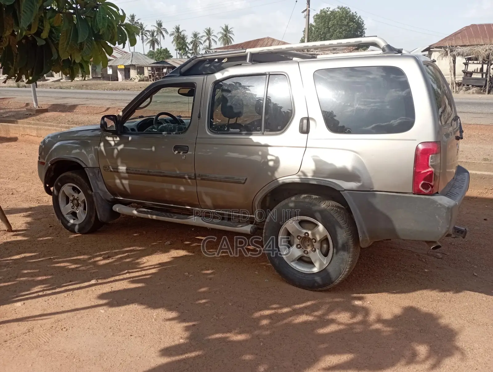 Nissan Xterra 2004 Gray