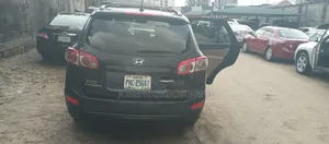 Hyundai Santa Fe 2012 Gray