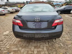 Toyota Camry 2009 Gray