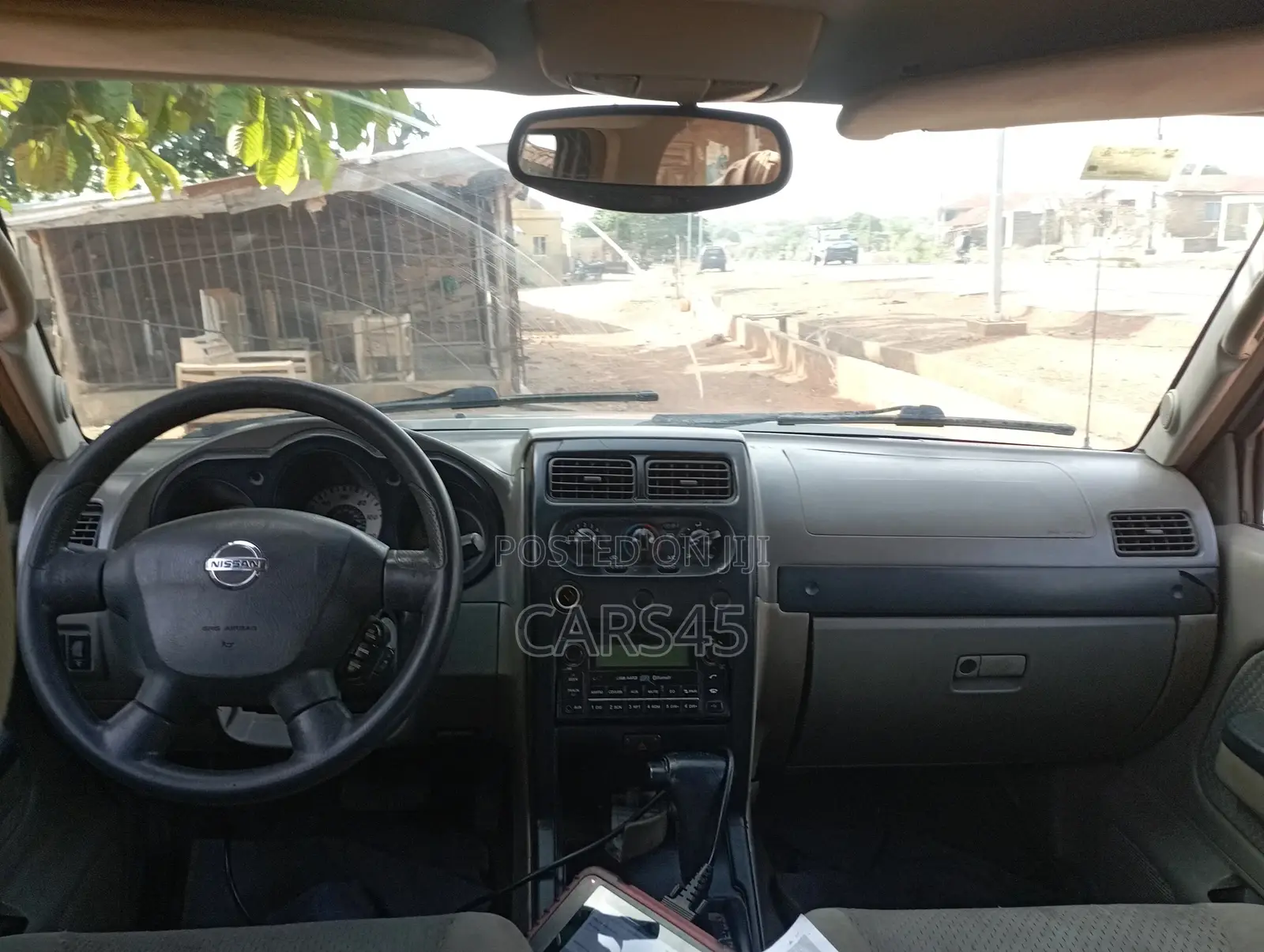 Nissan Xterra 2004 Gray