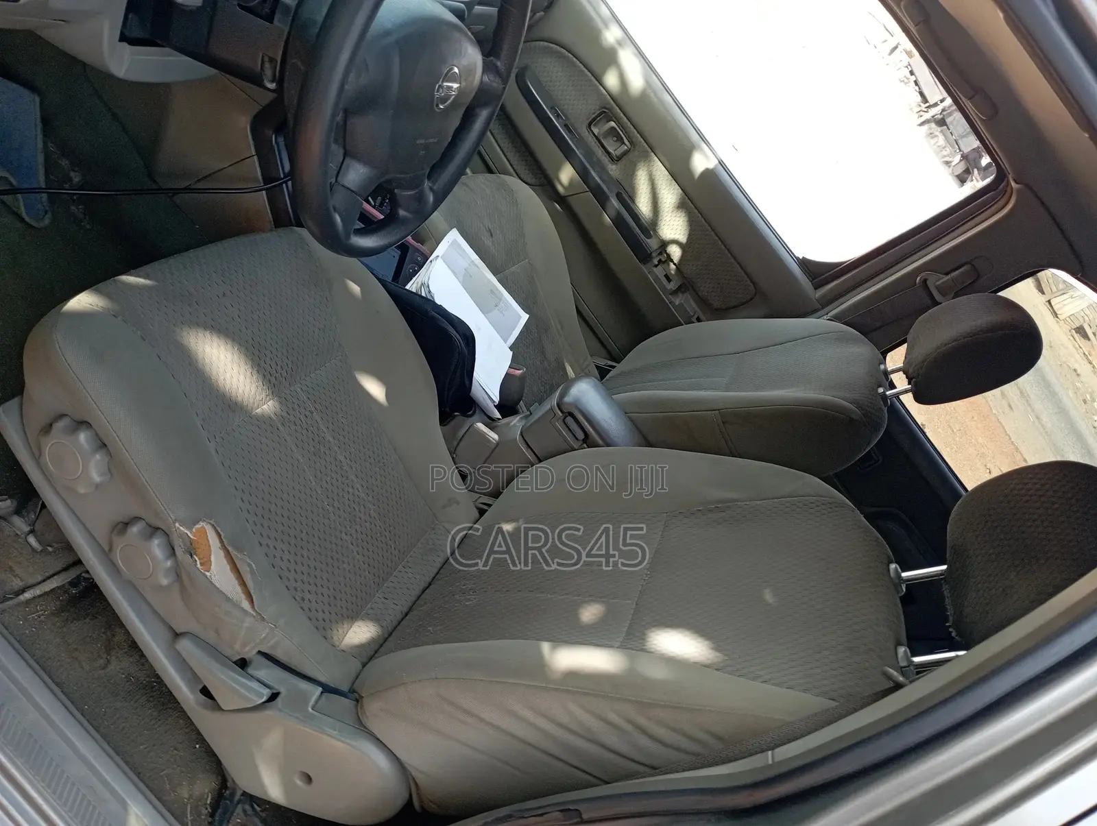 Nissan Xterra 2004 Gray