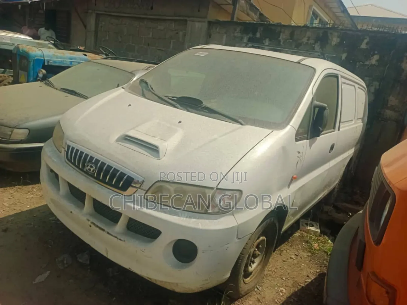 Hyundai H1 2002 White