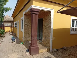 3bdrm Bungalow in News Engineering, Dawaki for rent
