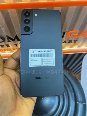Samsung Galaxy S22+ 5G 128 GB Black