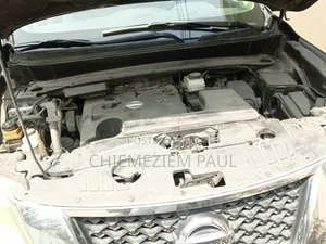 Nissan Pathfinder SV 2012 Blue