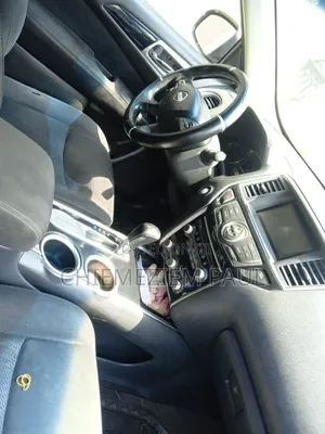 Nissan Pathfinder SV 2012 Blue