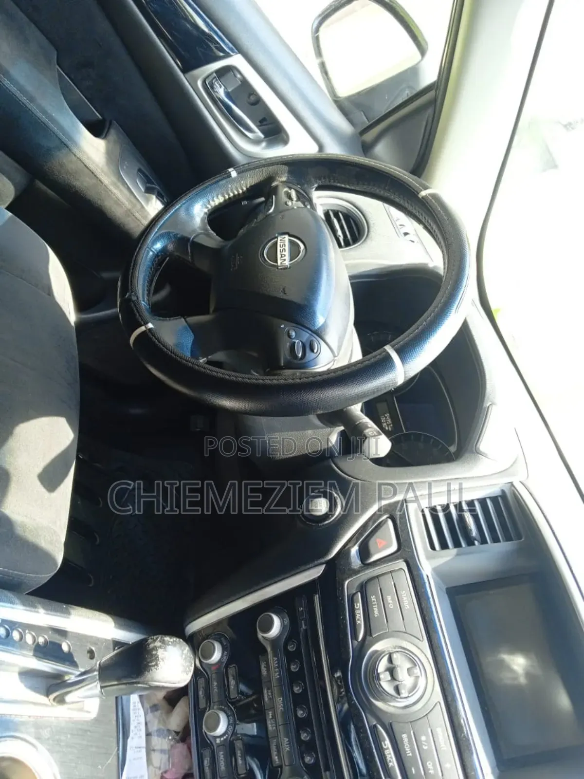 Nissan Pathfinder SV 2012 Blue
