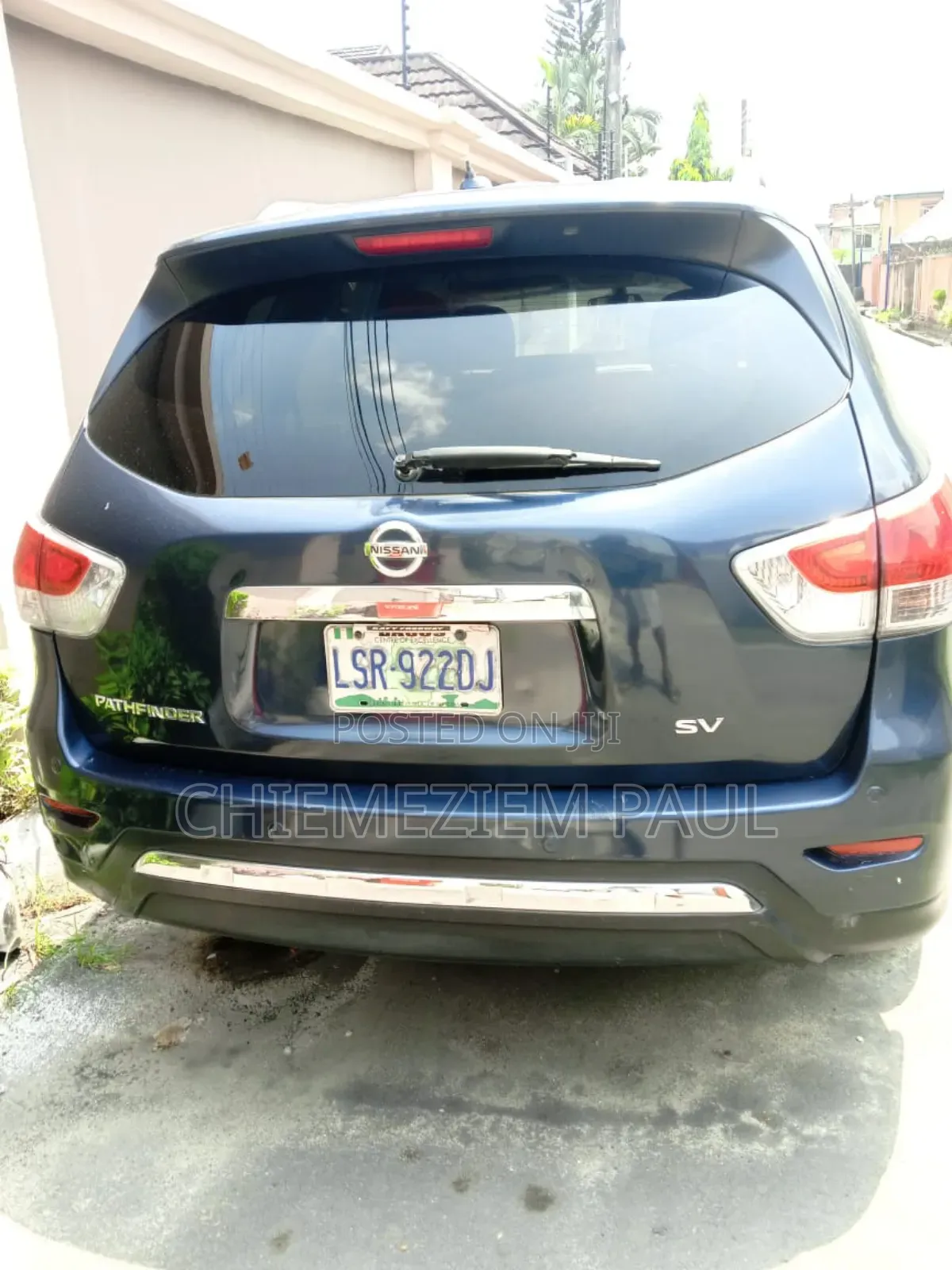 Nissan Pathfinder SV 2012 Blue