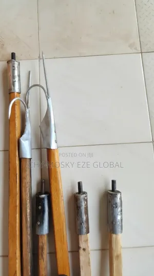 Wooden Boat/Rescue Hook (6mtrs)