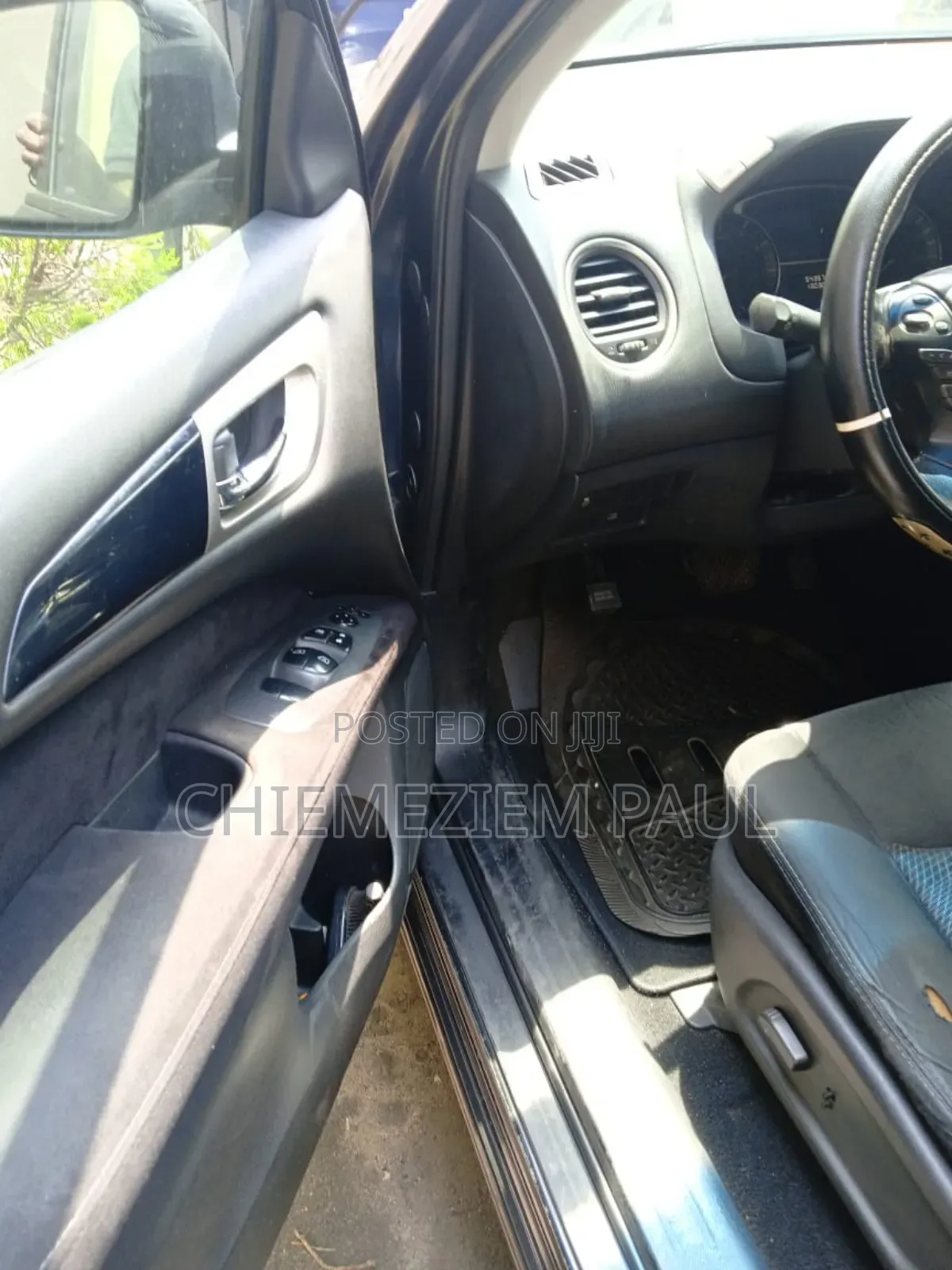 Nissan Pathfinder SV 2012 Blue