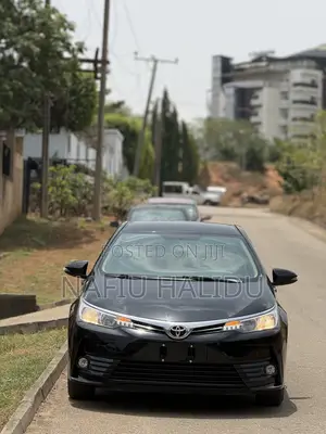 Toyota Corolla 2017 Gray