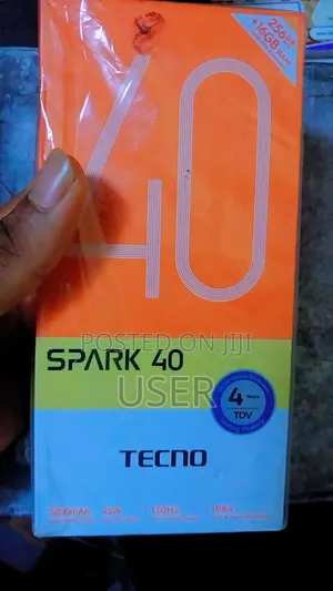 Tecno Spark 40 256 GB Gray
