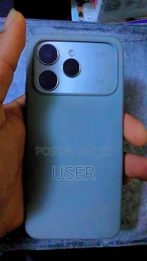 Tecno Spark 40 256 GB Gray