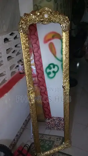 Generic Standing Mirror