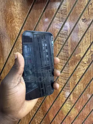 Apple iPhone 12 64 GB Black