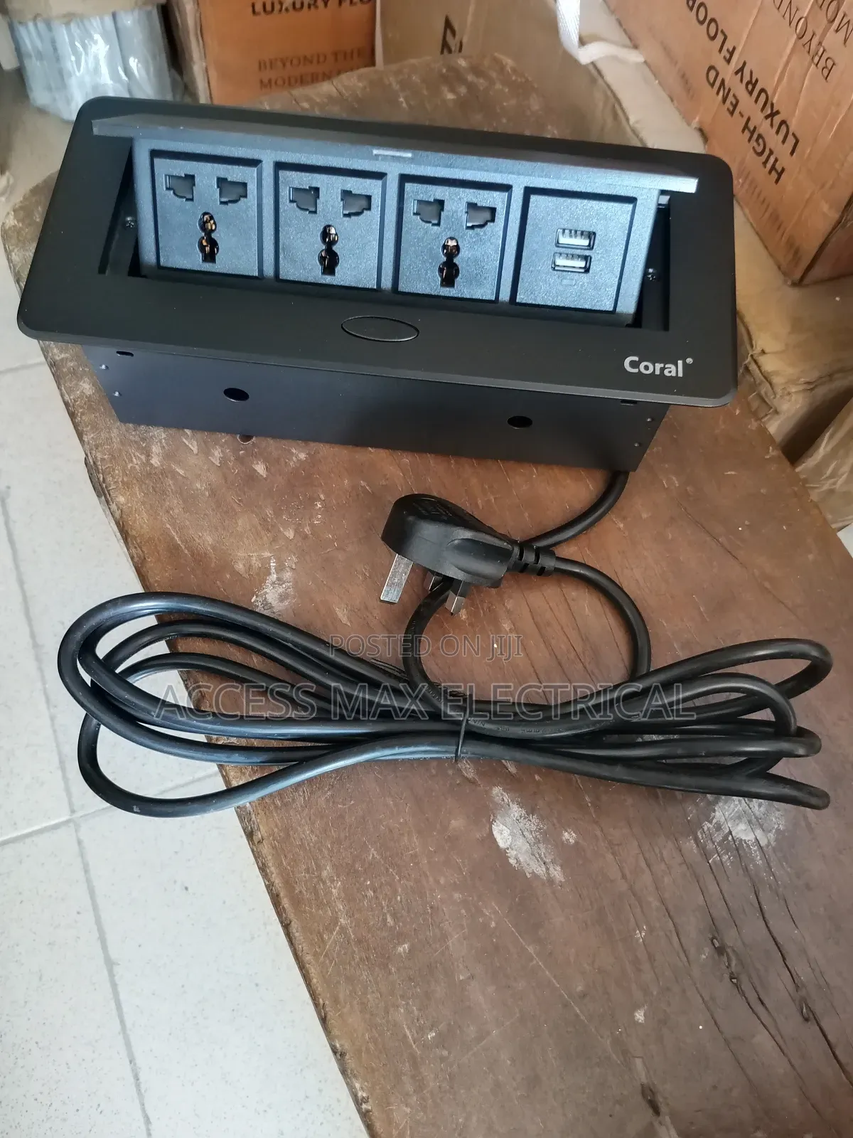 3 Ways Table Socket