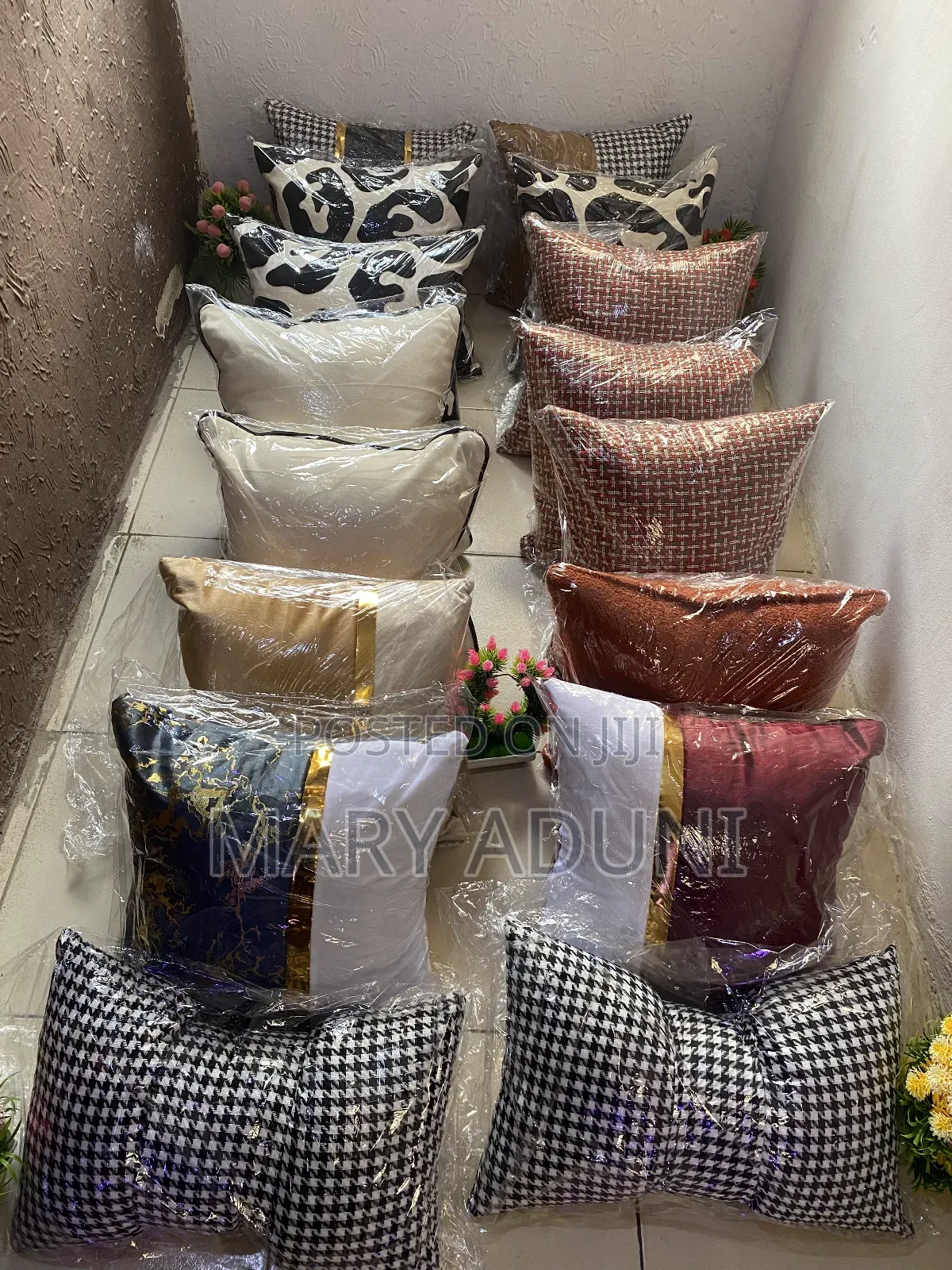 Trow Pillows