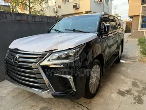 Lexus LX 570 AWD 2021 Black
