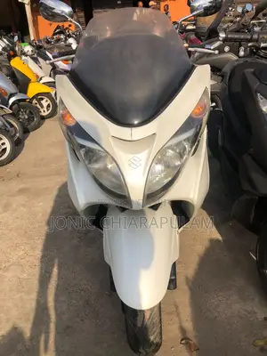 Suzuki 2018 White