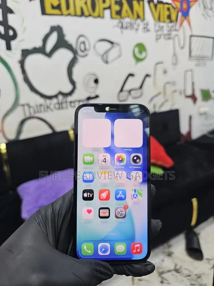 Apple iPhone 12 64 GB Black