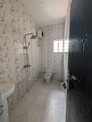 1bdrm Apartment in Udo Udoma Avenue, Uyo for rent
