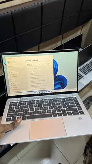Laptop HP EliteBook x360 1040 G7 16GB Intel Core i7 SSD 512GB