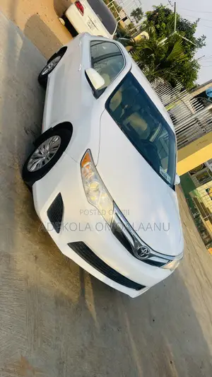 Toyota Camry 2014 White
