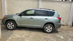 Toyota RAV4 2.4 2008 Green
