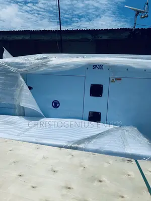 Super Standard England Perkins Generator 300kva Soundproof