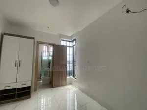 2bdrm Apartment in Chevron Lekki Lagos for rent