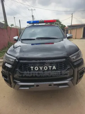 Toyota Hilux 2015 Black