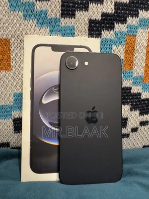 Apple iPhone 16e 128 GB Black