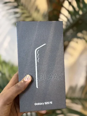 New Samsung Galaxy S25 128 GB Black