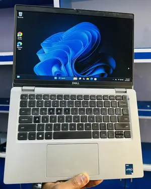 Laptop Dell Latitude 5320 16GB Intel Core i5 SSD 256GB