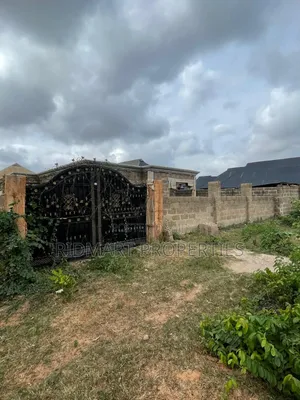 3bdrm Bungalow in Osogbo for sale