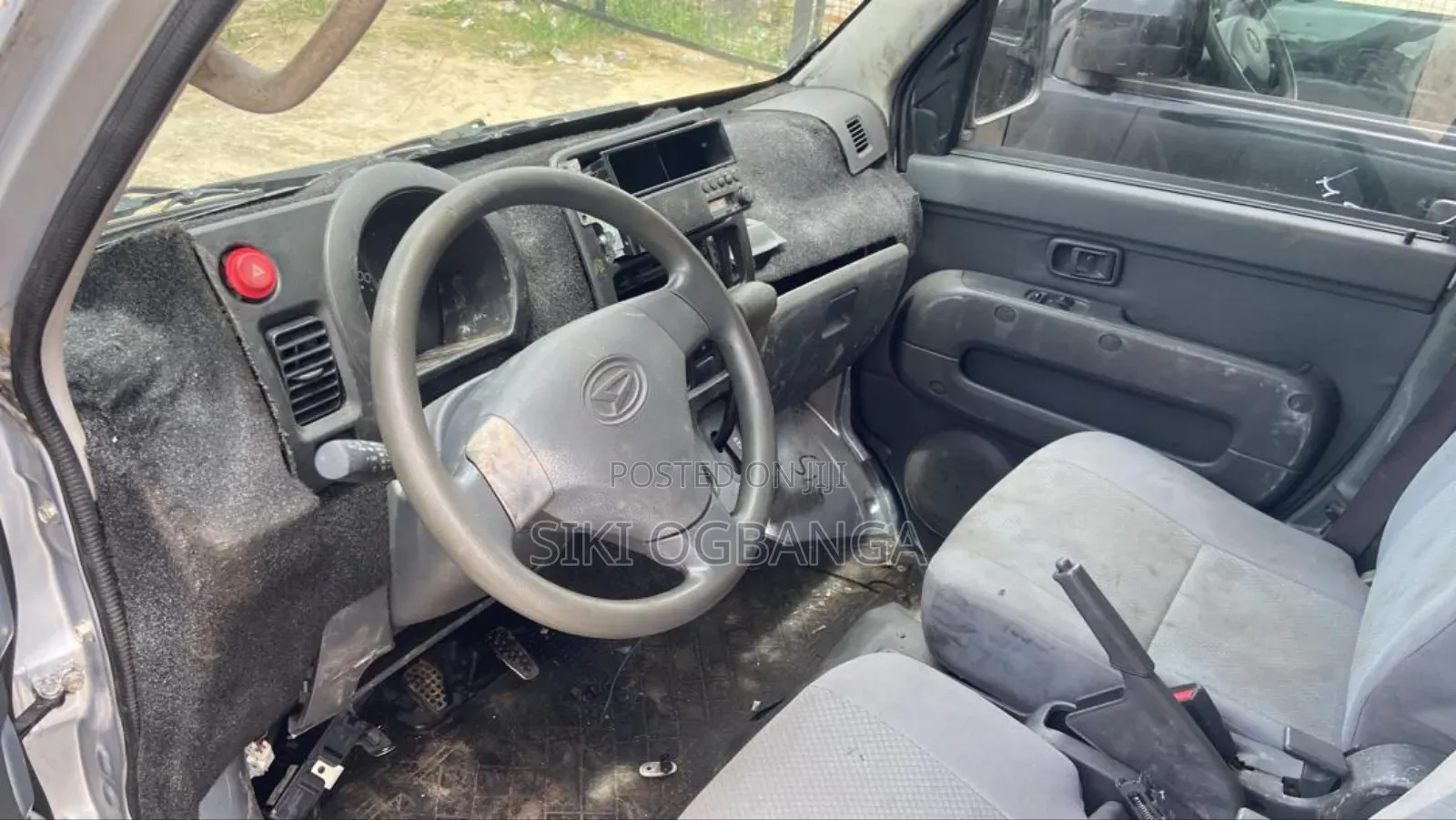 Daihatsu Hijet 2012 Silver