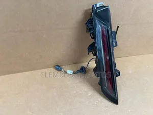 High Quality Certified Side Glass Rear Boot Light Escalade Iq 2025-026