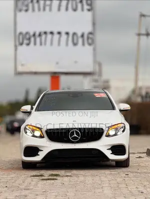 Mercedes-Benz E300 Base RWD Sedan (2.0L 4cyl 9A) 2017 White