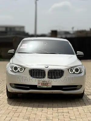BMW 550i 2010 White