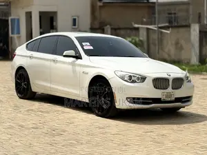 BMW 550i 2010 White