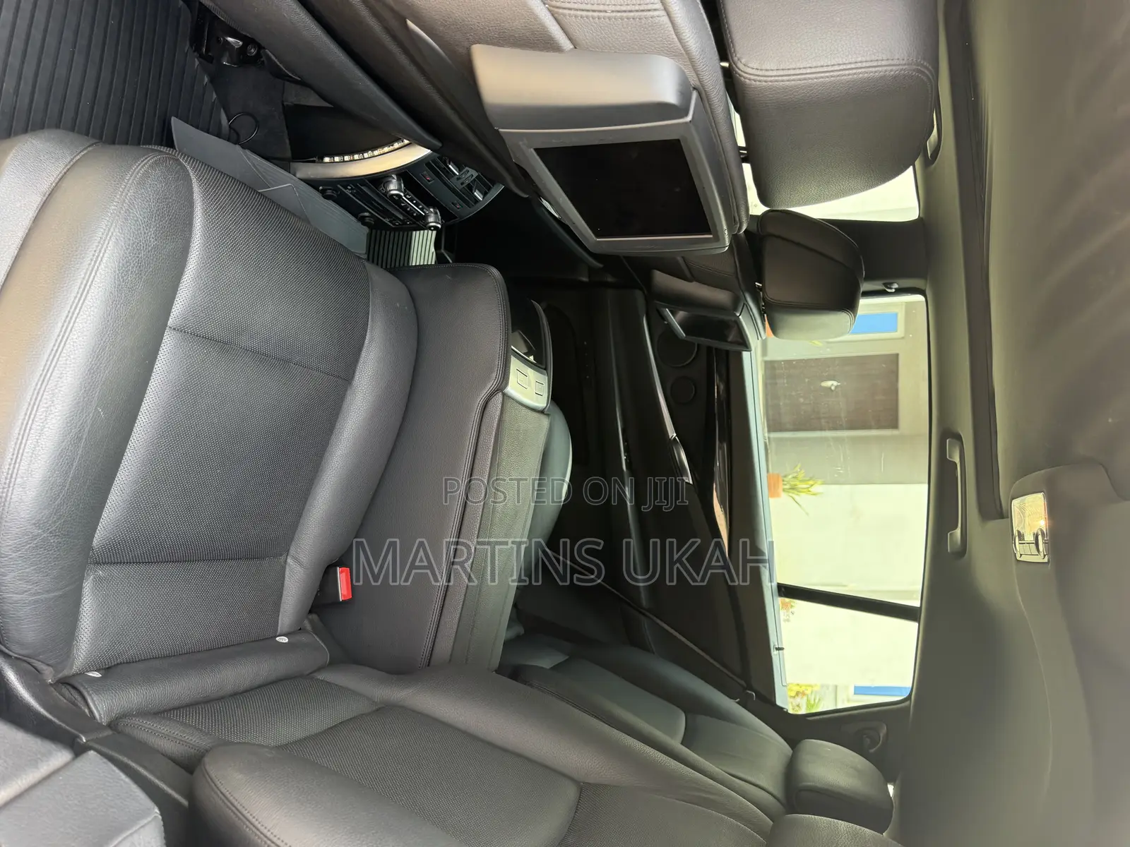 BMW 550i 2010 White