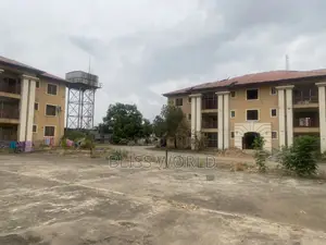 3bdrm Block of Flats in Utako for sale