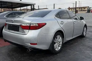 Lexus ES 350 FWD 2015 Silver